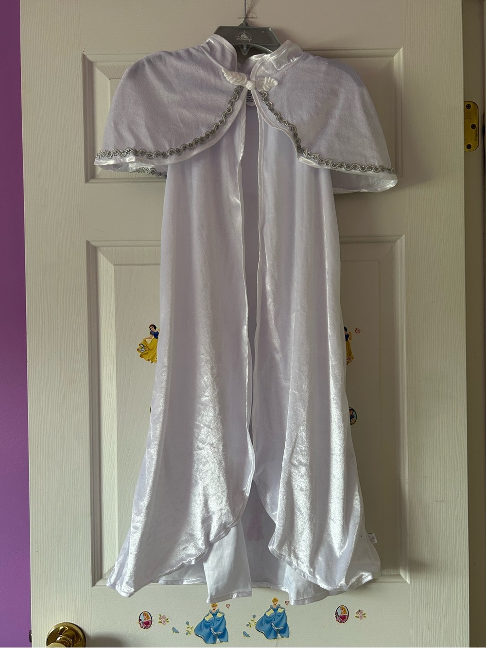 Little adventures white ice princess cloak size L/XL 5-9 years sale exclusive